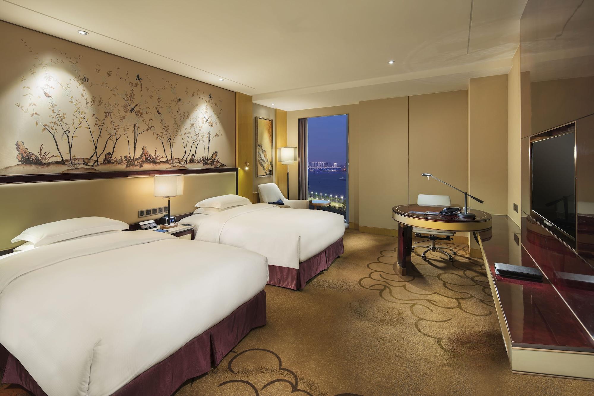 Hilton Wuhan Yangtze Riverside Zewnętrze zdjęcie