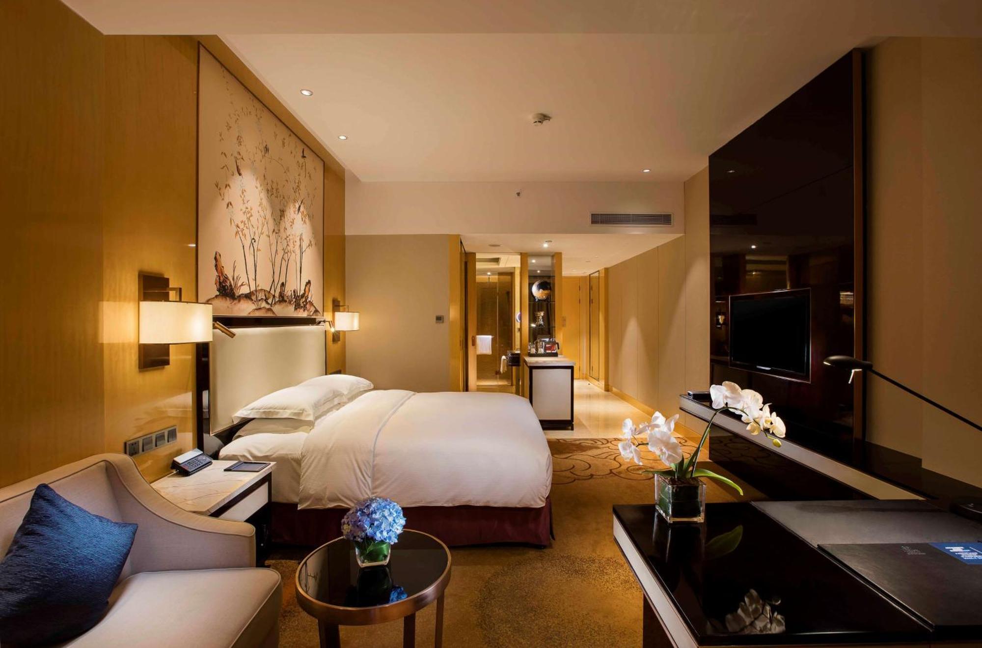 Hilton Wuhan Yangtze Riverside Zewnętrze zdjęcie