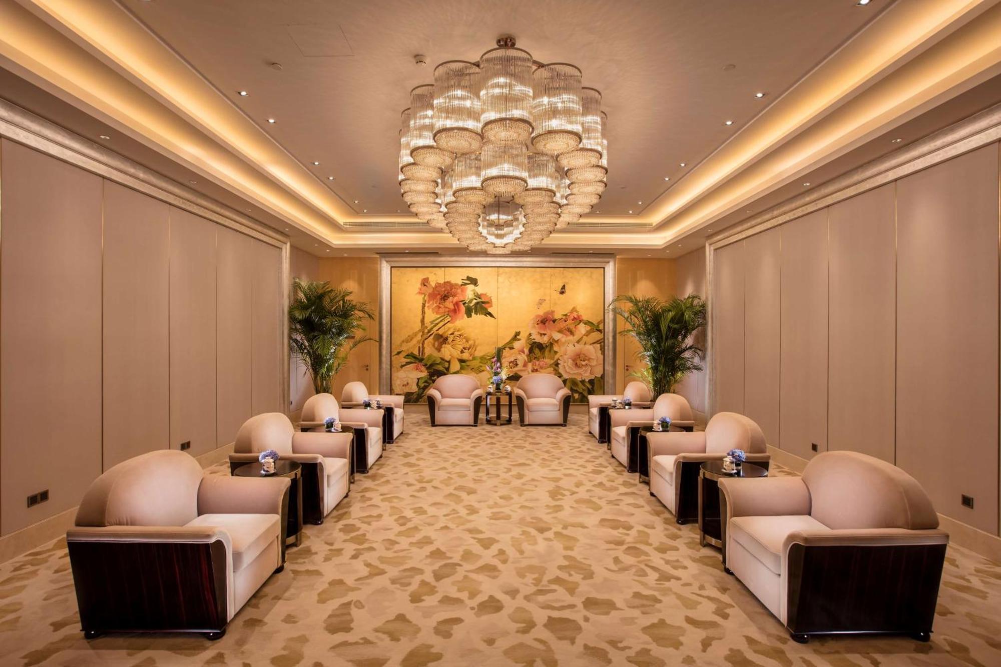 Hilton Wuhan Yangtze Riverside Zewnętrze zdjęcie