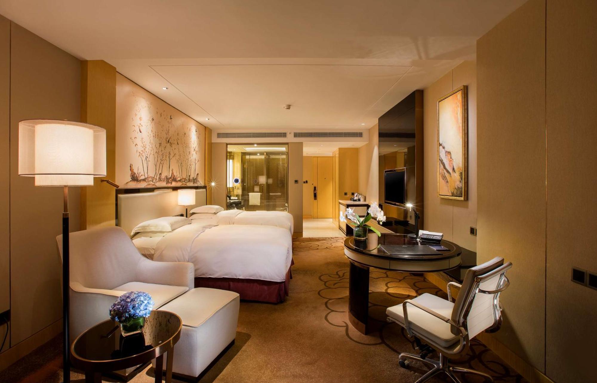 Hilton Wuhan Yangtze Riverside Zewnętrze zdjęcie