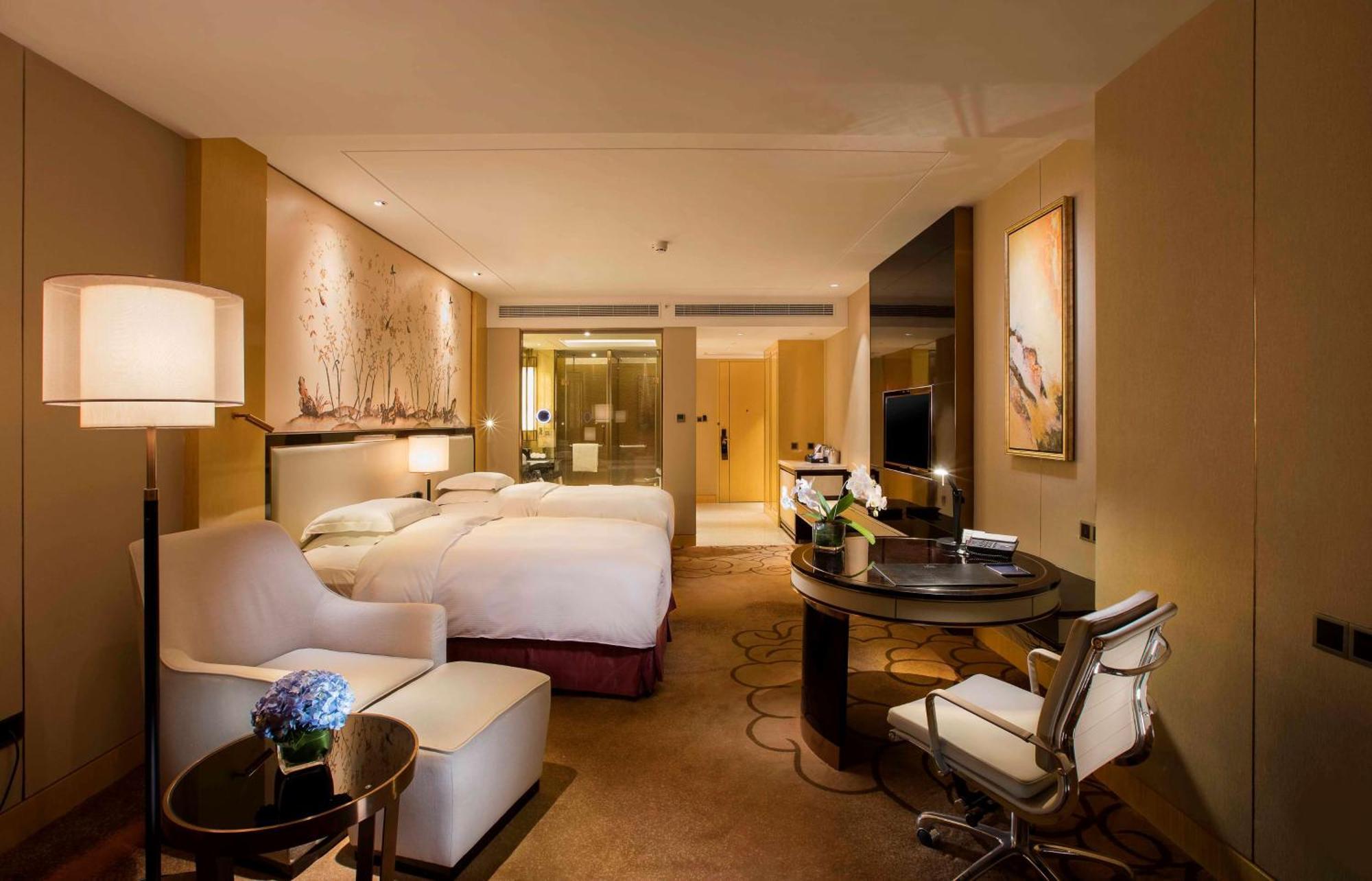 Hilton Wuhan Yangtze Riverside Zewnętrze zdjęcie
