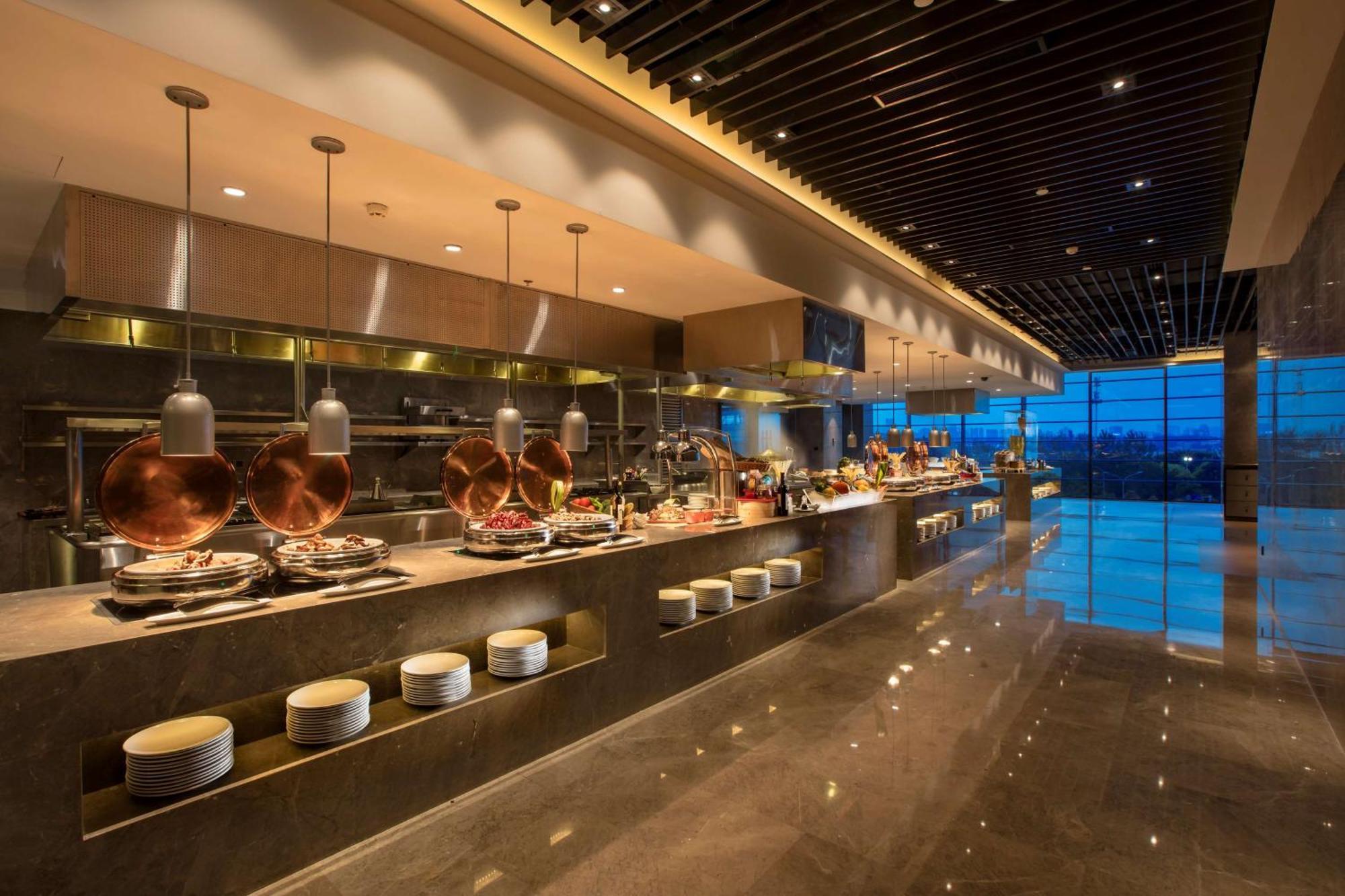 Hilton Wuhan Yangtze Riverside Zewnętrze zdjęcie