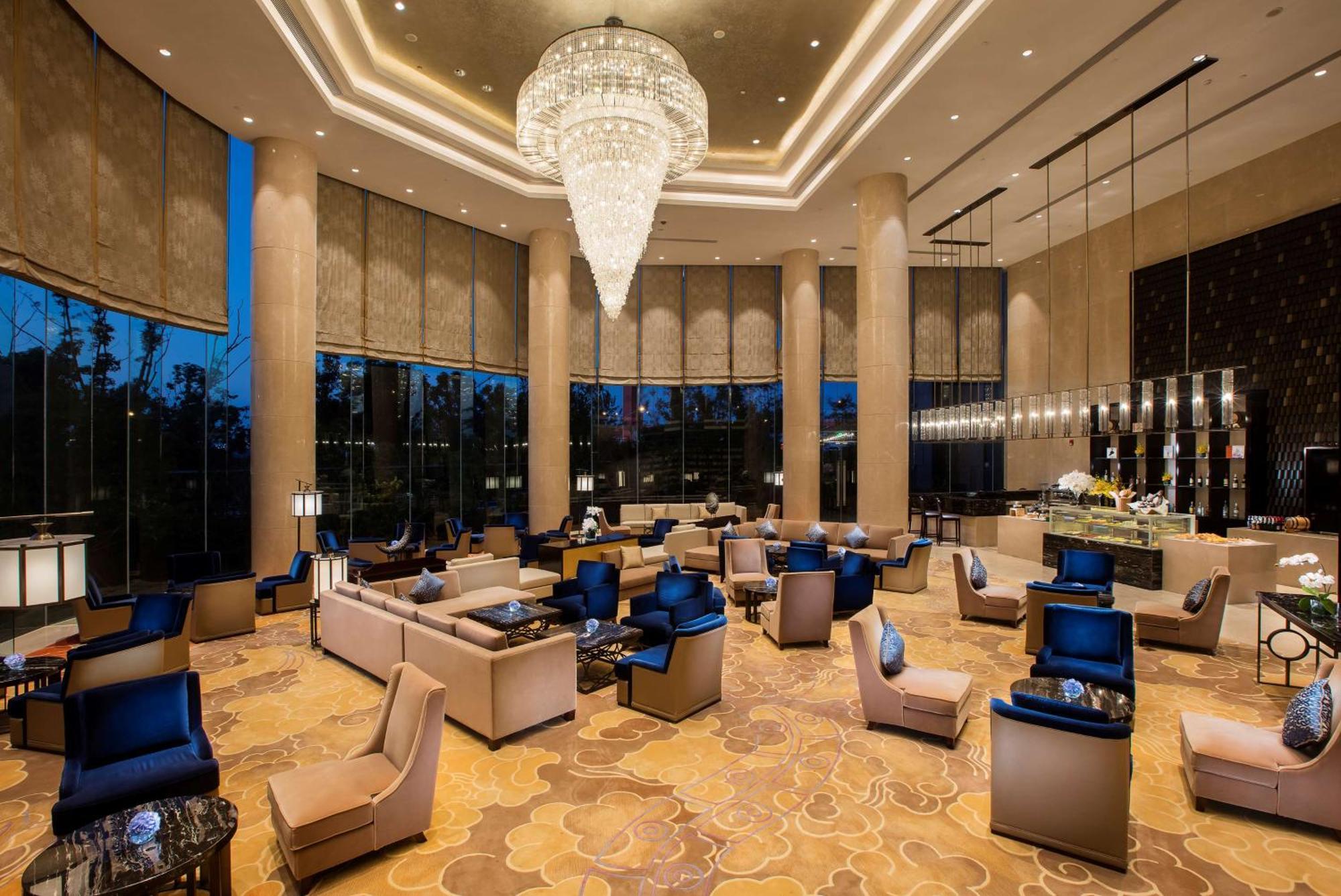Hilton Wuhan Yangtze Riverside Zewnętrze zdjęcie
