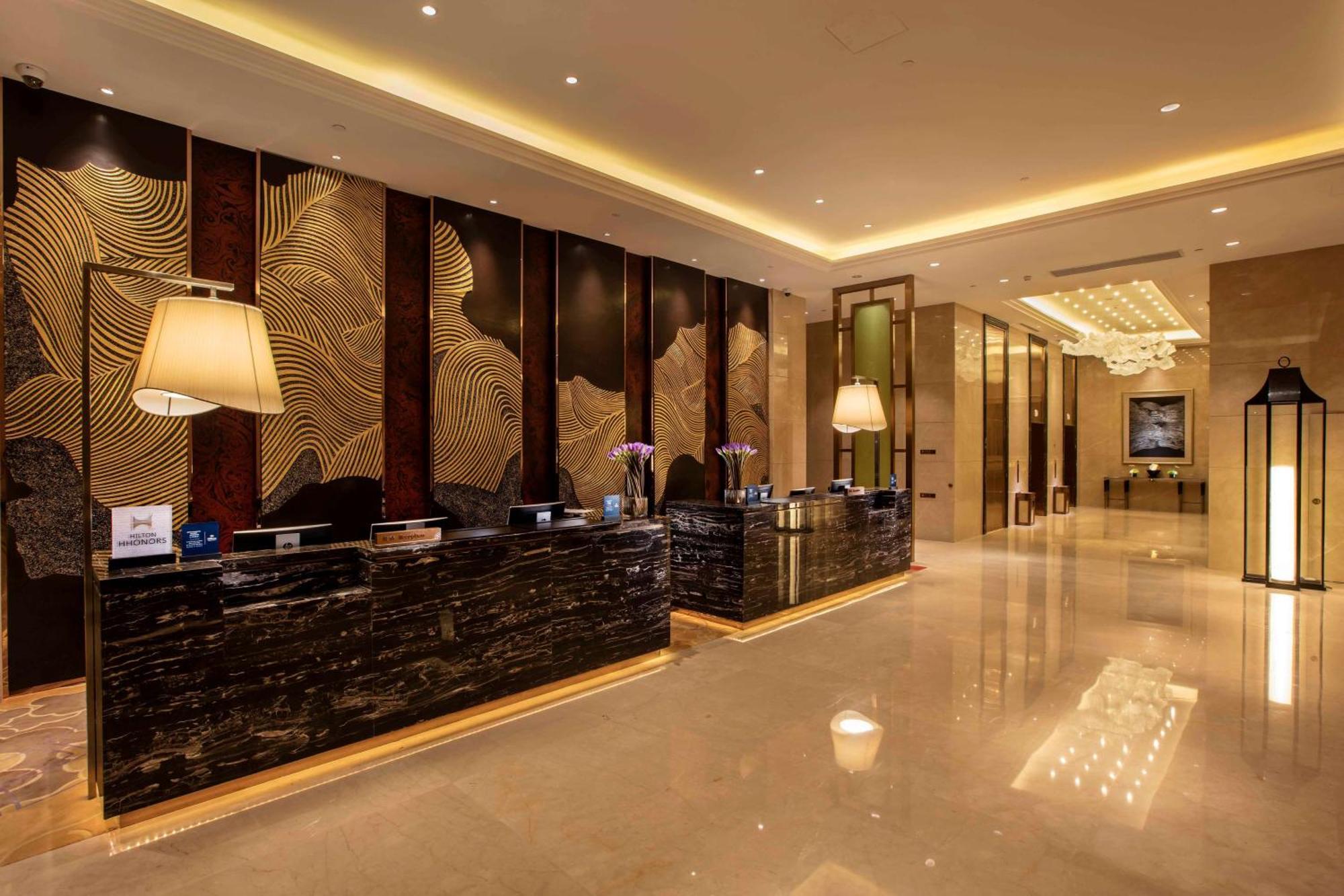 Hilton Wuhan Yangtze Riverside Zewnętrze zdjęcie