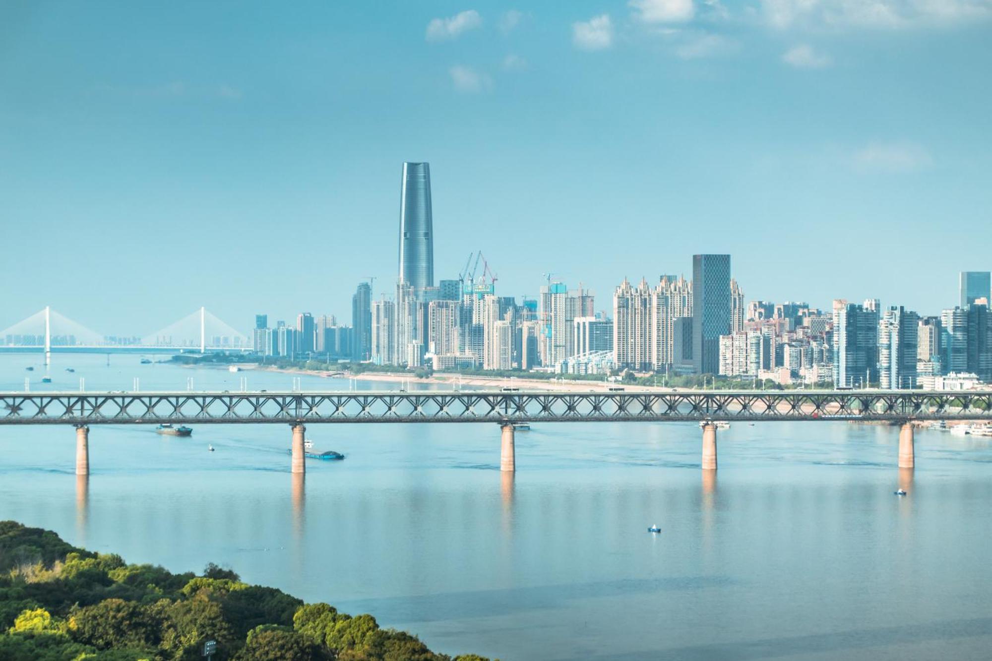 Hilton Wuhan Yangtze Riverside Zewnętrze zdjęcie